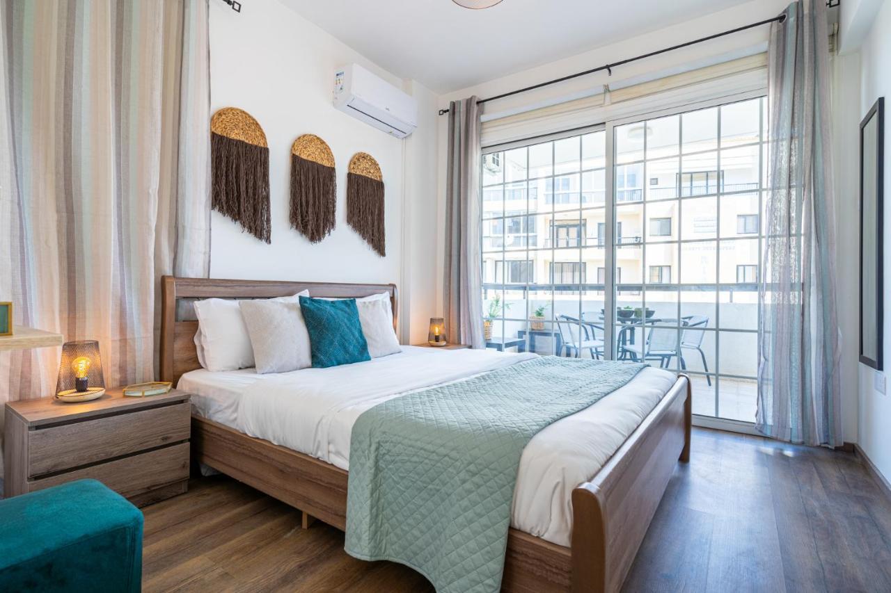 Araminta 2-Bedroom Apartment In Ларнака Екстер'єр фото